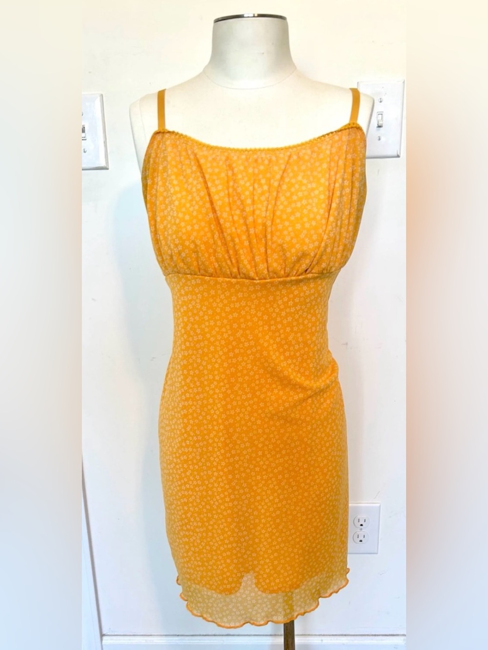FOREVER 21 + - Yellow Spaghetti Strap Summer Dress